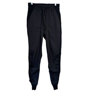 Lululemon Beyond the Studio Jogger Black Pants Women's Size 6 B5